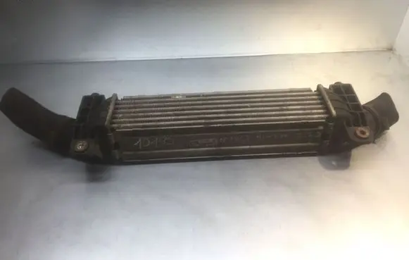 Ford Mondeo Mk III Intercooler radiator 1S7Q9L440 868963A