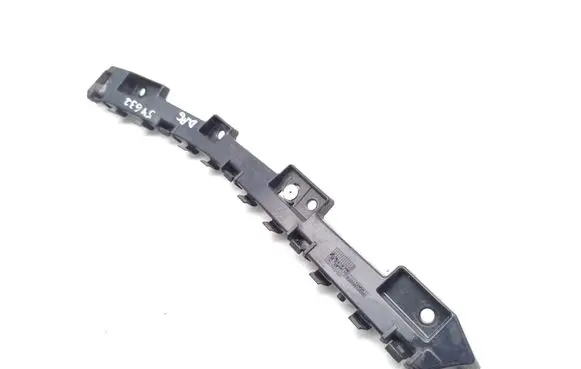 Rear bumper mounting bracket