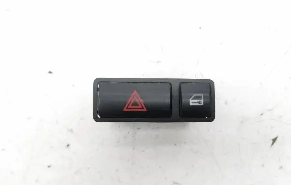 BMW X5 E53 Hazard light switch 8368920