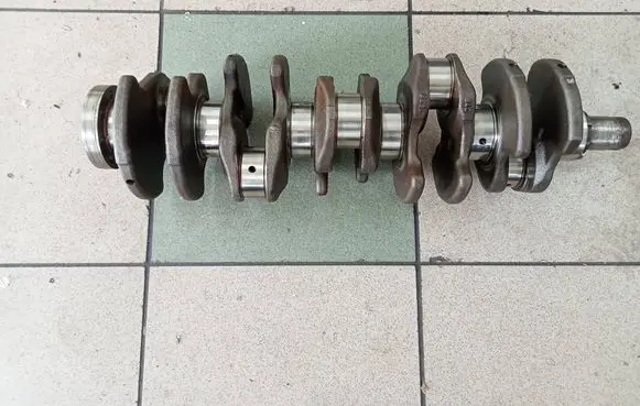 Volkswagen Crafter Crankshaft 000