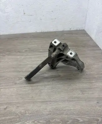 Skoda Octavia Mk2 (1Z) Gearbox mounting bracket 1K0199117AP