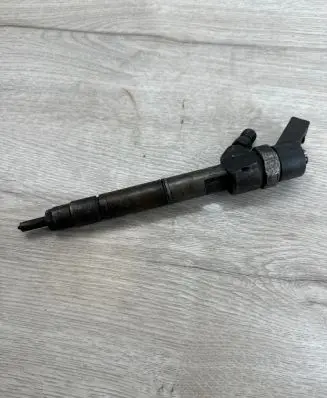 Fuel injector