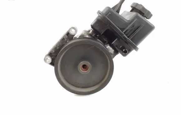 Mercedes-Benz SLK R172 Power steering pump A0064664701