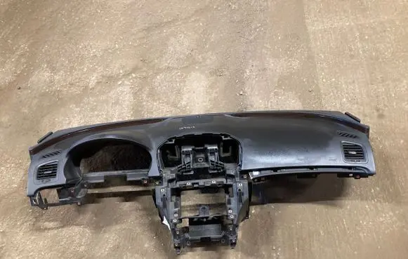 Opel Insignia A Dashboard 13275639