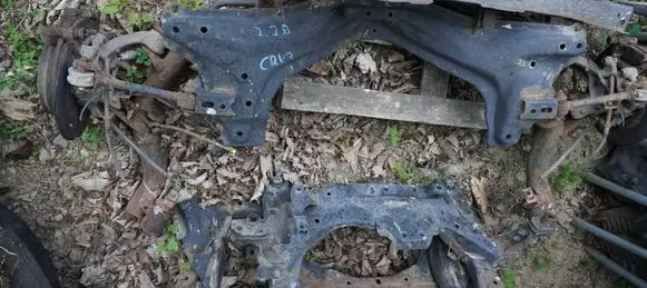 Honda CR-V Rear axle beam 