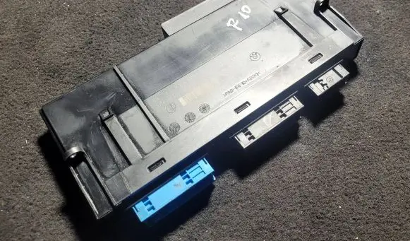 BMW 5 F10 F11 Comfort/convenience module 1446403530 517622F01 9267456