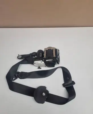 Mercedes-Benz CLS C218 AMG Front seatbelt 621933200E P0740160598