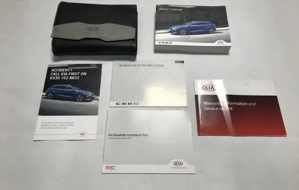 KIA Ceed Owners service history hand book 
