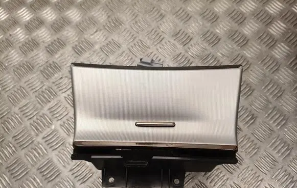 Jeep Grand Cherokee Glove box X90026834ZH