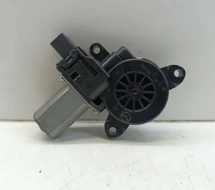 Mazda 3 III Rear door window regulator motor BHP15958X