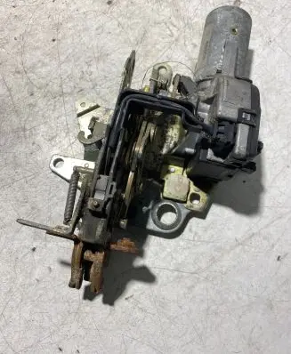 Mercedes-Benz E W210 Rear window wiper motor 0390201678