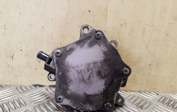 Audi TT TTS Mk2 Vacuum pump 06D145100G