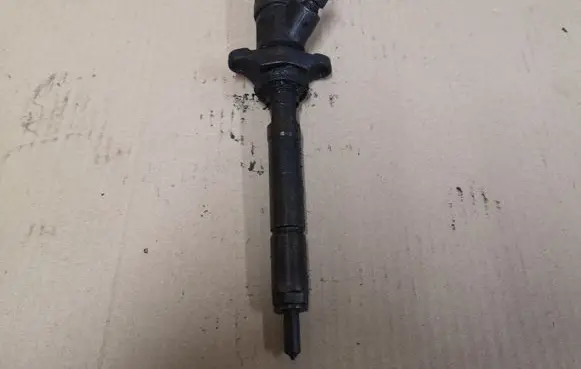 Volvo V50 Fuel injector 0445110259 328480