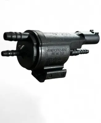Mercedes-Benz E W213 Turbo solenoid valve A0025407097CZ
