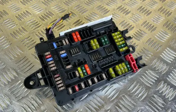 BMW 4 F32 F33 Fuse box set 9337880