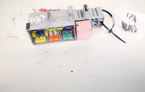 Renault Megane II Fuse box set 13251ghw