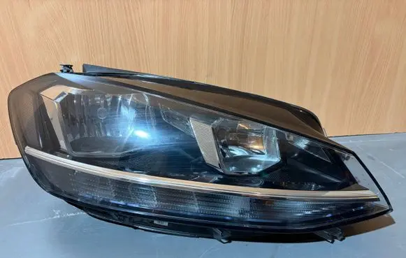 Volkswagen Golf VII Headlight/headlamp 5G1941006D 1EB01306602 1EB2243