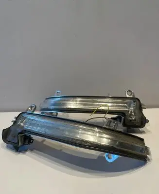 BMW 2 F22 F23 Front fender indicator light 20203101 20203102