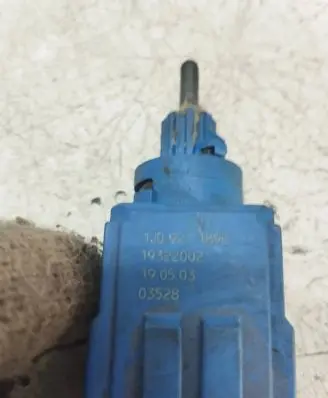 Clutch pedal sensor