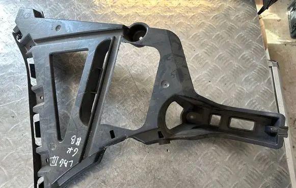 Renault Laguna III Rear bumper mounting bracket 850450001R