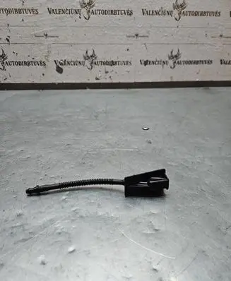 Ford Fiesta Windshield washer spray nozzle H1BB17666a