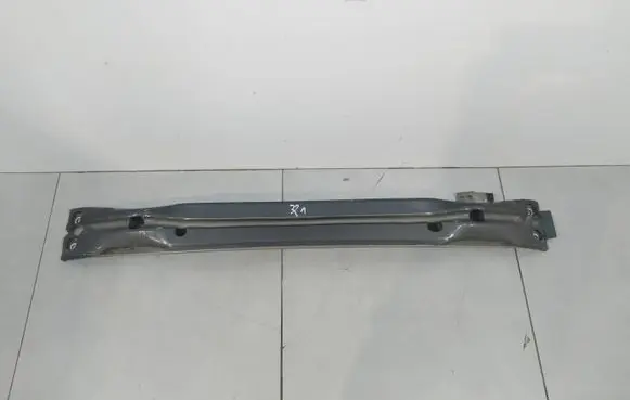 Volvo V40 Front bumper support beam