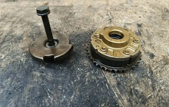Camshaft pulley/ VANOS