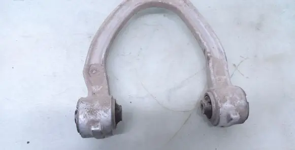 Mercedes-Benz S W220 Front lower control arm/wishbone 1253451