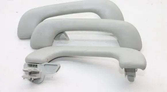 Nissan Qashqai A set of handles for the ceiling 