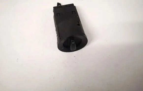 Volkswagen Golf IV Light switch 1c0941531