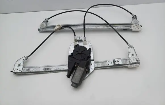 Renault Laguna II Front door window regulator with motor