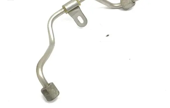 Renault Megane IV Fuel injector supply line/pipe 