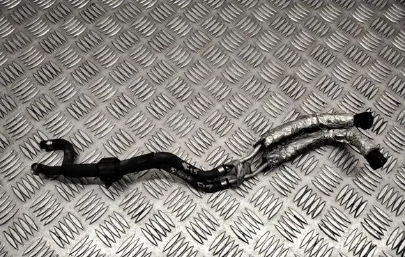 BMW X5 F15 Engine coolant pipe/hose 8519112