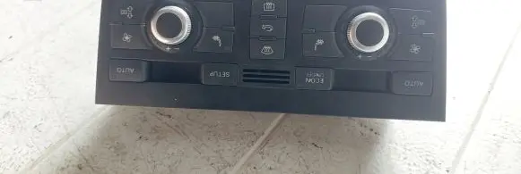 Audi Q7 4L Climate control unit 4L0820043F