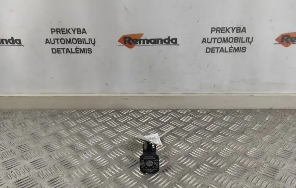 Passenger airbag on/off switch
