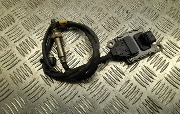 Volkswagen PASSAT B8 Lambda probe sensor 03N907807E