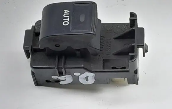 Toyota Prius (XW30) Electric window control switch 192801