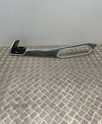 BMW X5 G05 Dashboard glove box trim 5569300 9399472