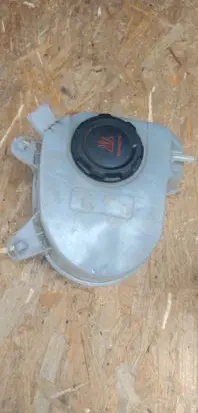 Audi A3 8Y Coolant expansion tank/reservoir 5WA121407F