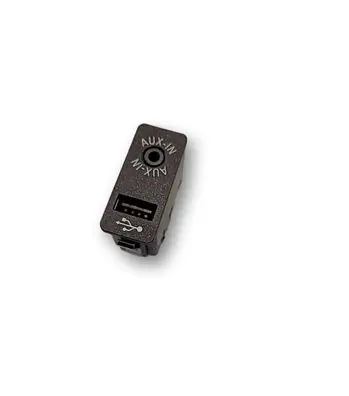BMW 1 E81 E87 USB socket connector 84109237654 61319189174 61319189175