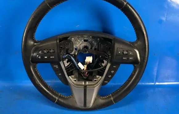 Mazda 3 II Steering wheel BCP13298202