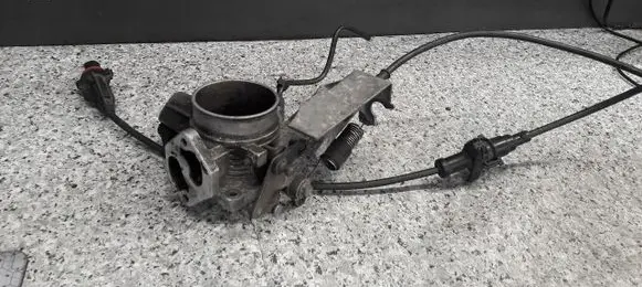 Opel Omega B1 Throttle body valve 5WK90661