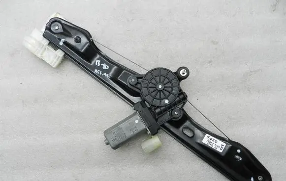 BMW 3 F30 F35 F31 Rear door window regulator with motor 67627341563 7341563