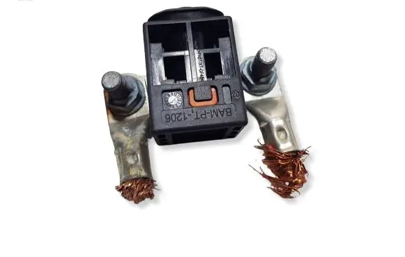 Mercedes-Benz CLS C218 X218 Battery relay fuse N000000004516QQQ N000000004516