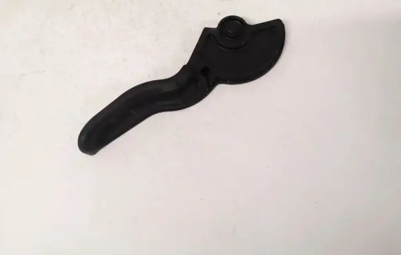 Opel Meriva B Engine bonnet (hood) release handle 13128231 348978920