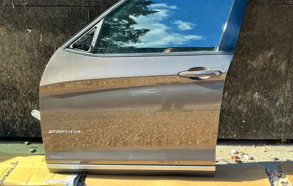 BMW X3 F25 Front door