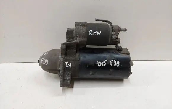 BMW 5 E39 Starter motor 1740374 0001108257