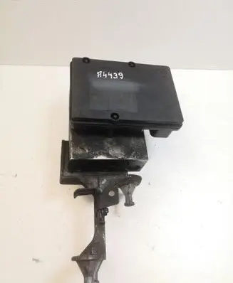 Mercedes-Benz CLK A209 C209 ABS Pump A2095452532 A2034310812