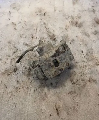 Hyundai Galloper Front brake caliper