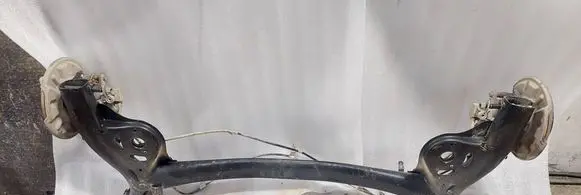 Suzuki Vitara (LY) Rear axle beam 